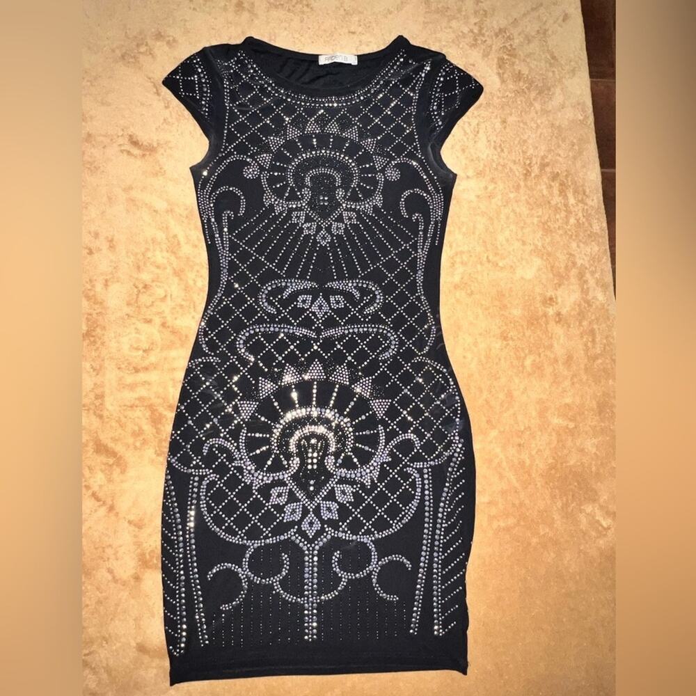 Arden B Studded Bodycon Dress - Size Small Sparkly pattern fitted flattering - Picture 5 of 11